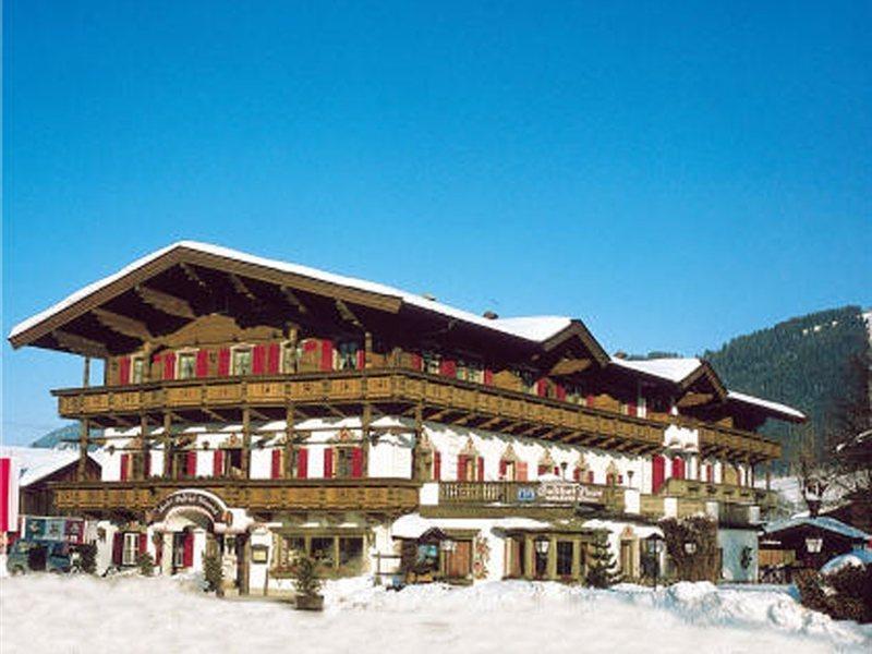 Kaiserhotel Neuwirt Оберндорф  Экстерьер фото